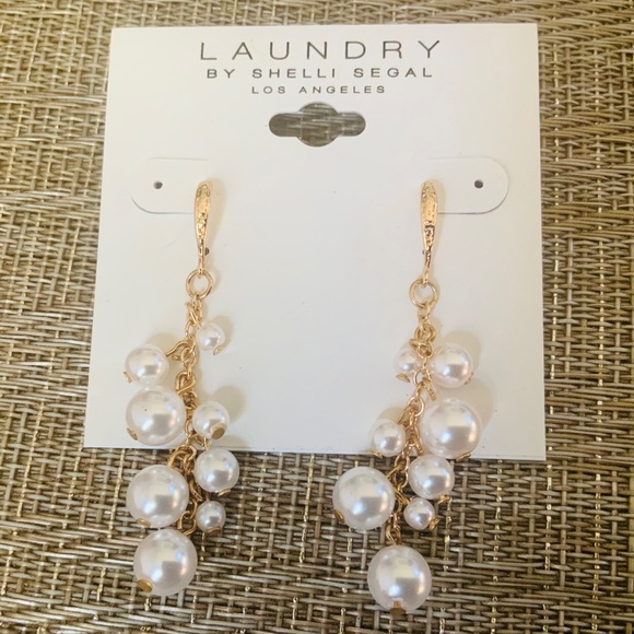 PEARL DANGLE DROP EARRINGS LAUNDRY BY SHERRI SEGAL NWT⭐️QUALITY GOLD PIERCED - Picture 4 of 6